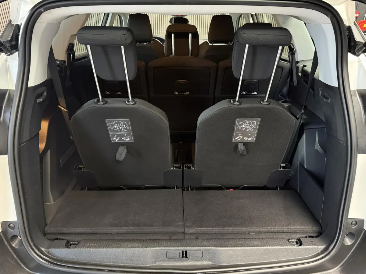 1.2 PureTech Allure | Carplay | Camera | Riem v.v.