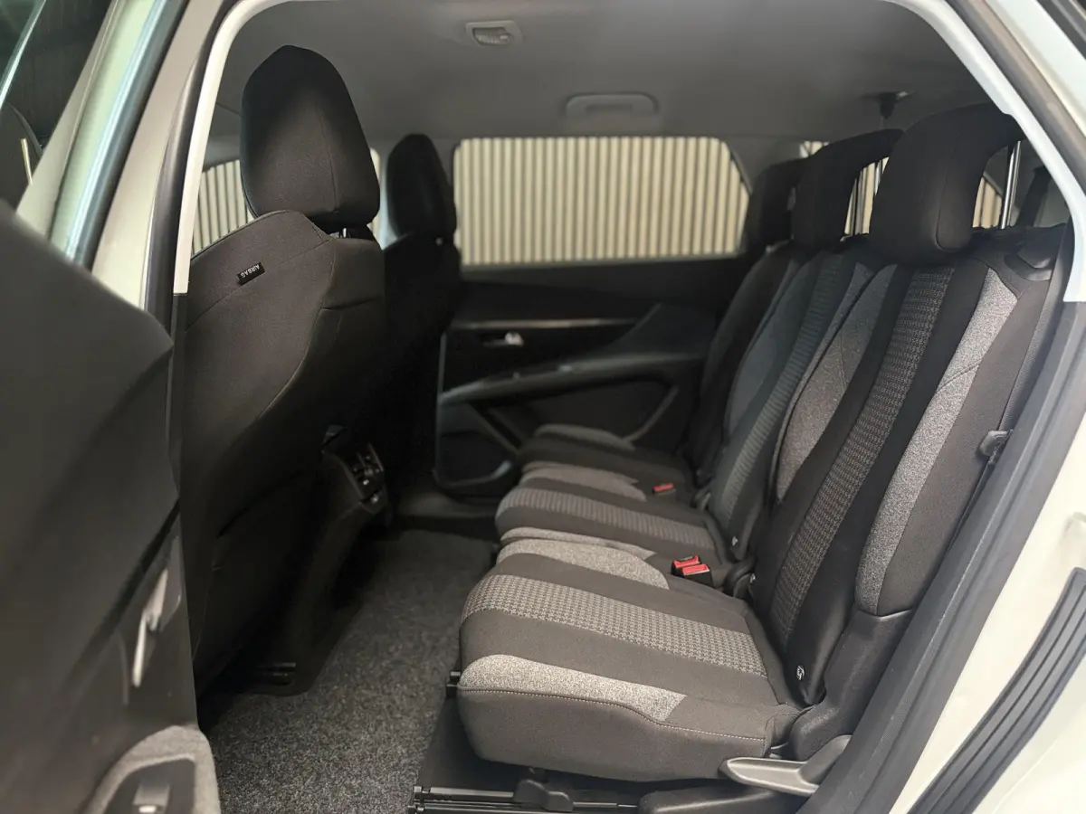 1.2 PureTech Allure | Carplay | Camera | Riem v.v.