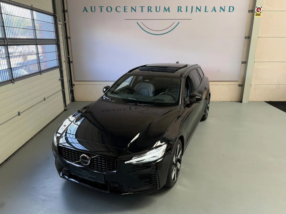 2.0 T6 Plug-in hybrid AWD Ultra Dark, Pano, HUD, Leer, Elektrische stoelen, stoel/Stuurverwarming, Harman kardon,