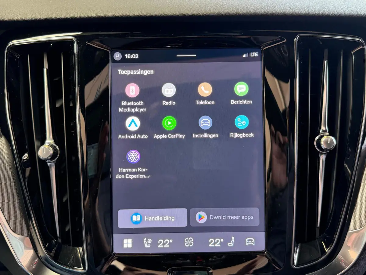 2.0 T6 Plug-in hybrid AWD Ultra Dark, Pano, HUD, Leer, Elektrische stoelen, stoel/Stuurverwarming, Harman kardon,