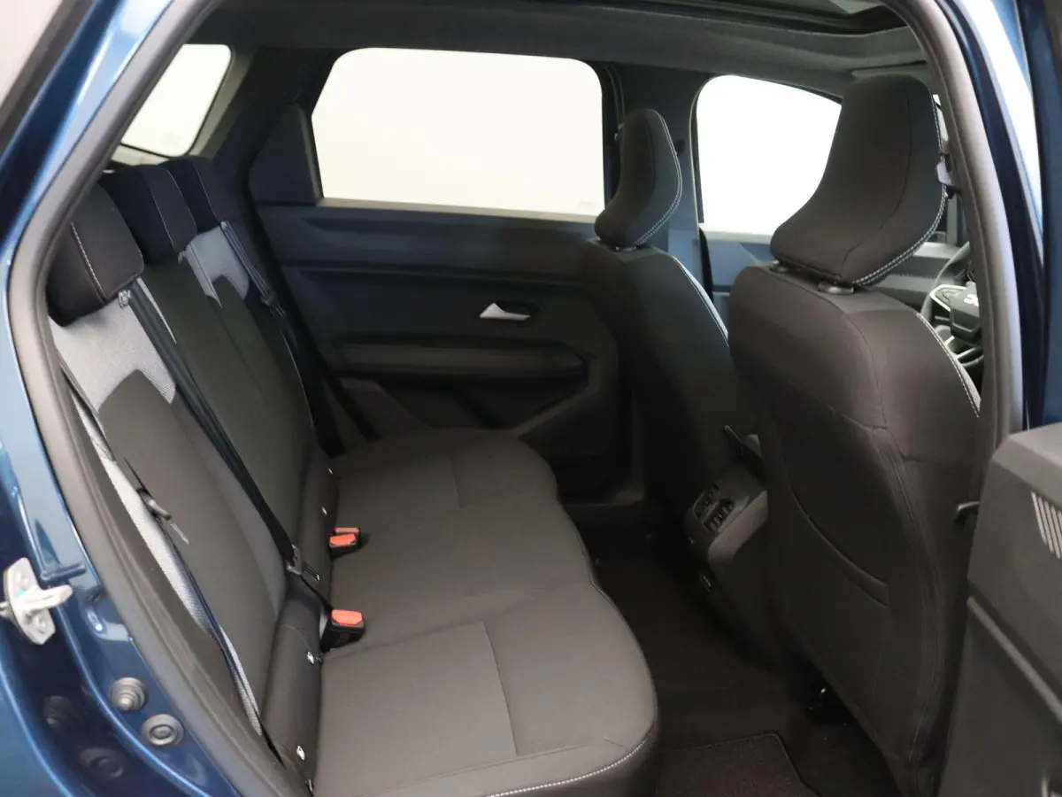 Mild Hybrid-G 140pk Journey | Schuif kanteldak | Stoel en stuurverwarming | Voorruit verwarming | Elektrische achterklep |