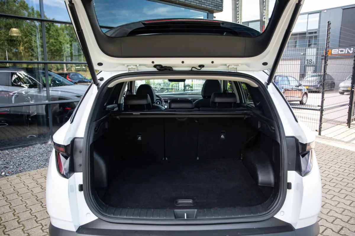 1.6 T-GDI HEV Premium Sky , Pano, Adap. cruise, Leder, Memory