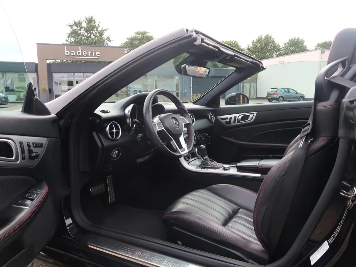 350 AUT F-1 AMG|KEYLESS|ADAPTIVE CRUISECONTROL|MEMORY|AIRSCARF|DEALER ONDERHOUDEN