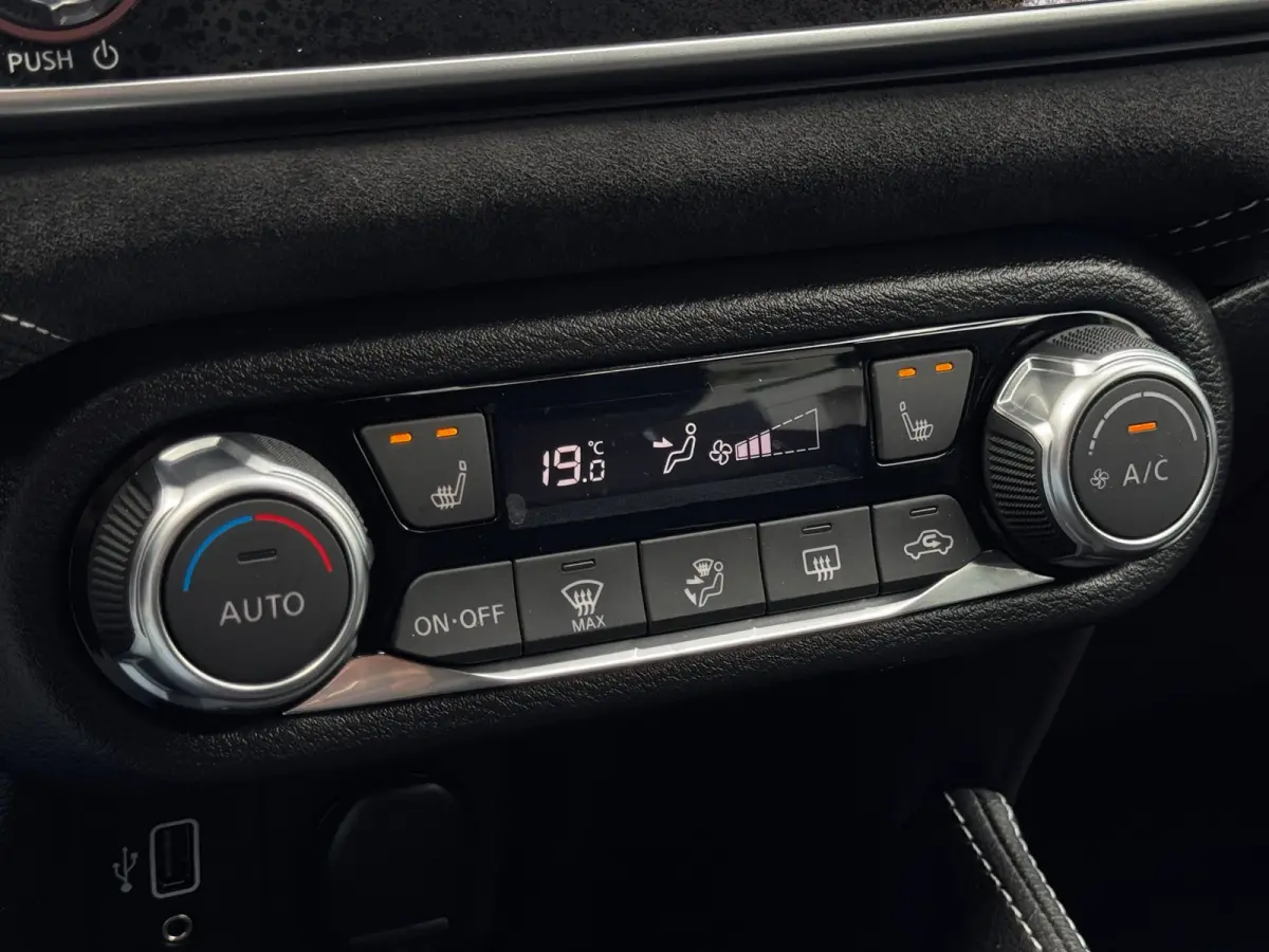 1.0 IG-T N-Sport | Camera | Stoelverwarming | Navigatie | Climate Control
