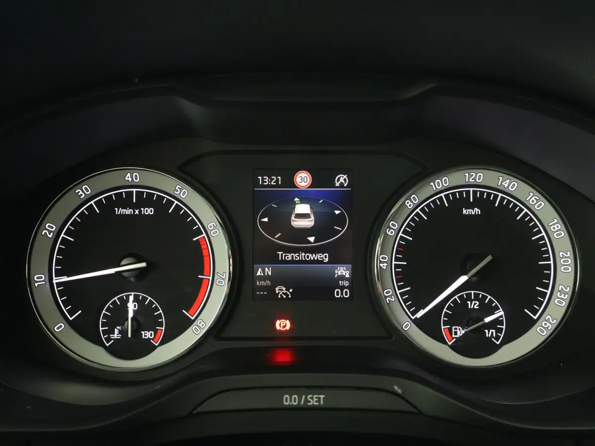 1.5 TSI 150 PK + WEGKL. TREKHAAK 1800 KG | CARPLAY | CANTON | ADAPTIVE CRUISE | CAMERA