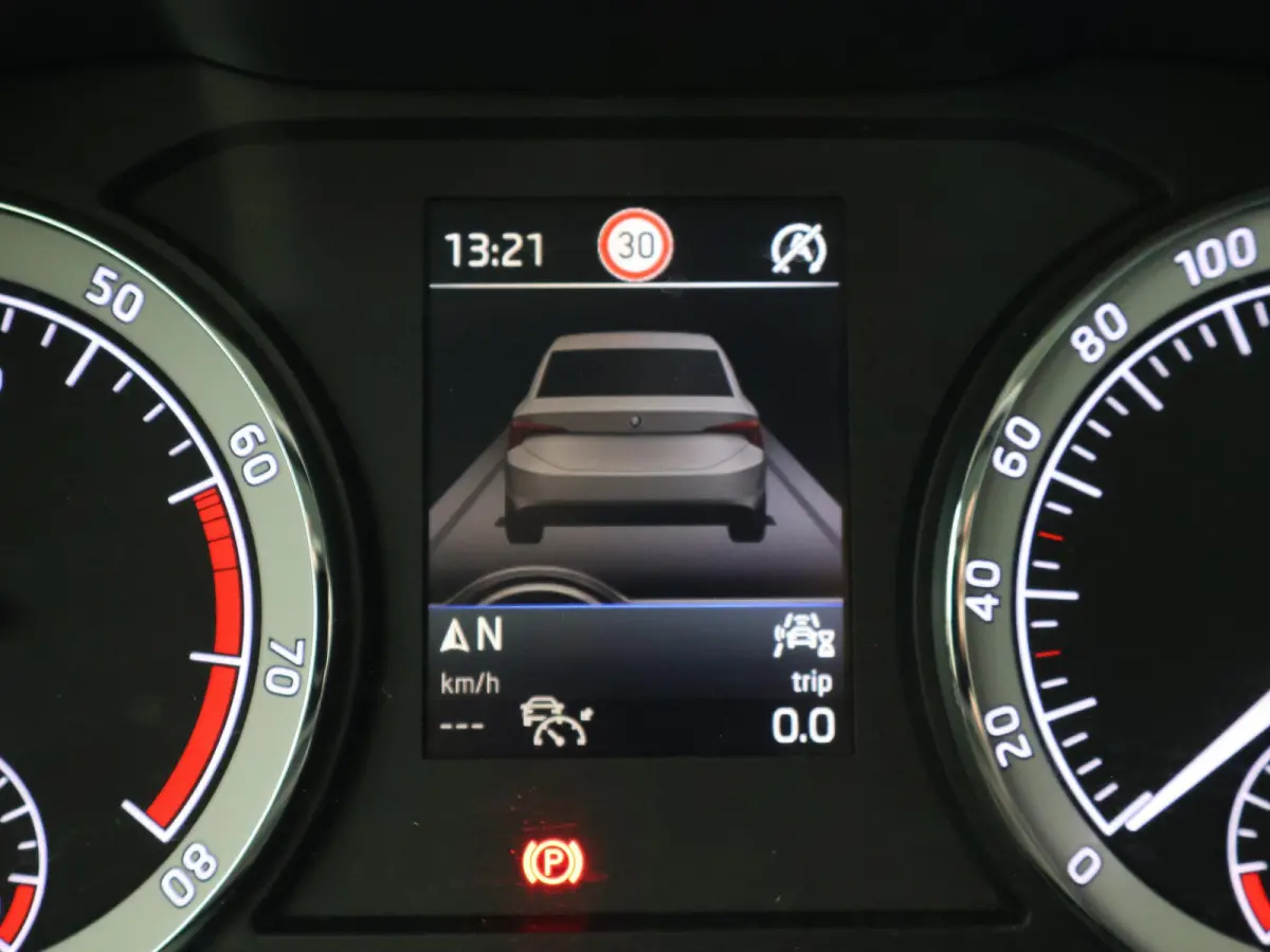 1.5 TSI 150 PK + WEGKL. TREKHAAK 1800 KG | CARPLAY | CANTON | ADAPTIVE CRUISE | CAMERA