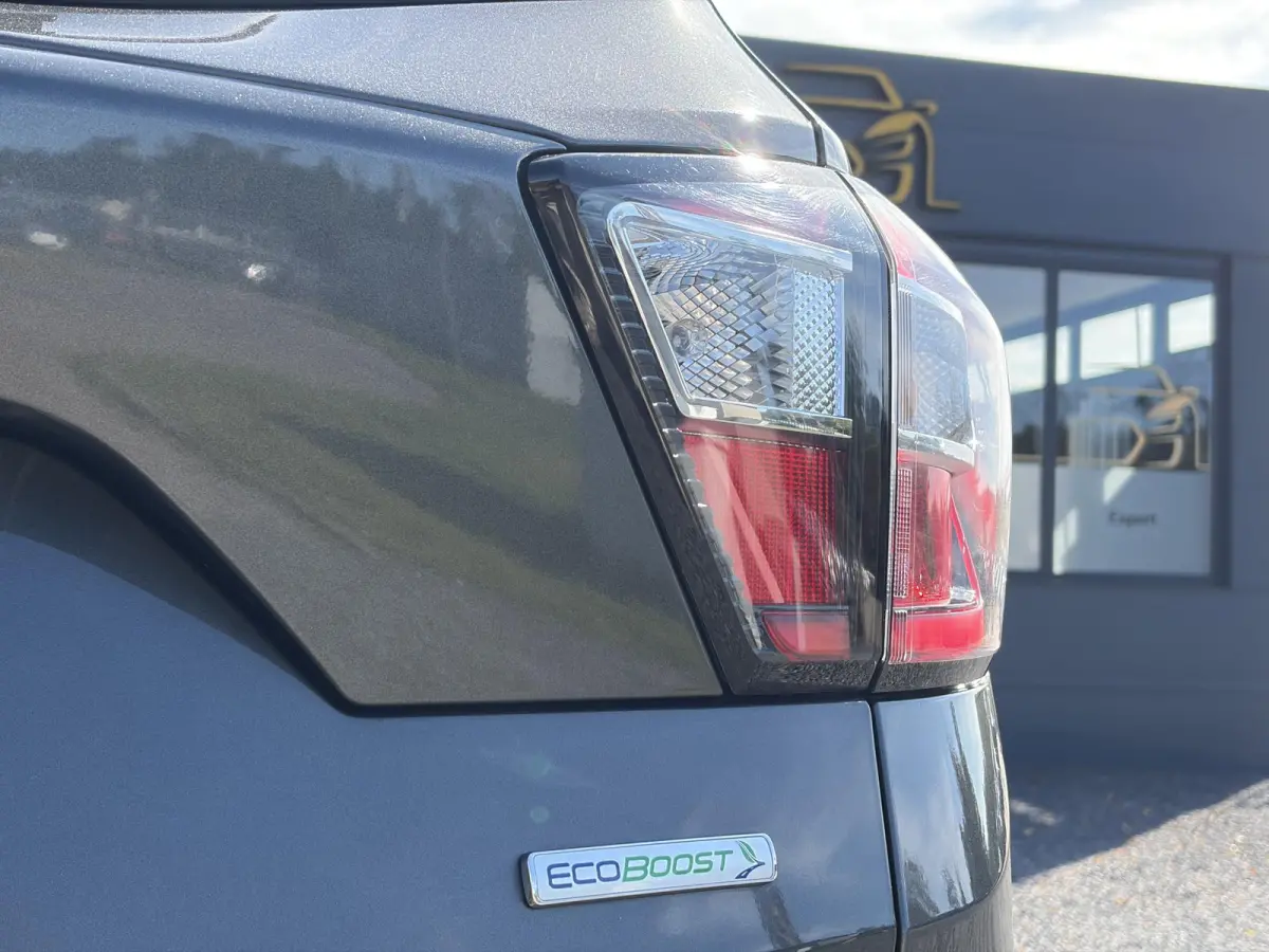 1.5 EcoBoost Trend Ultimate ✓2e Eigenaar✓Navi✓Trekhaak✓Carplay✓Clima✓Cruise✓Lm velgen✓Pdc✓120pk✓6 Bak✓N.A.P✓Apk tot 10-2027