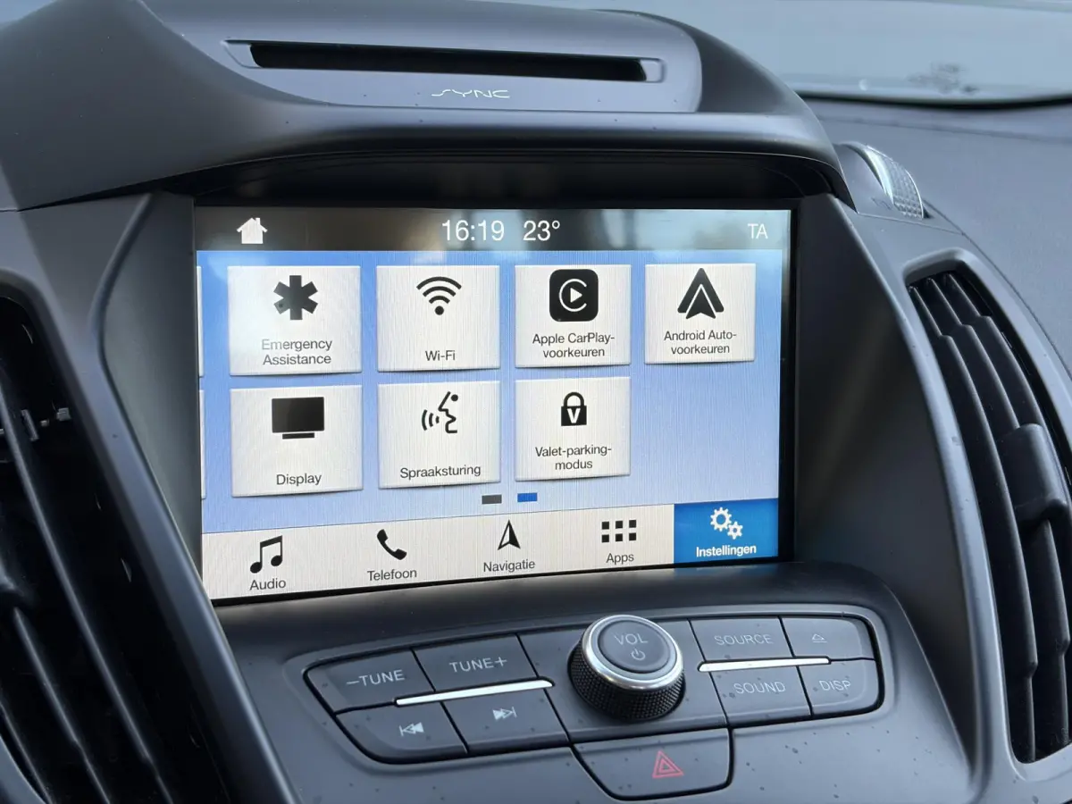 1.5 EcoBoost Trend Ultimate ✓2e Eigenaar✓Navi✓Trekhaak✓Carplay✓Clima✓Cruise✓Lm velgen✓Pdc✓120pk✓6 Bak✓N.A.P✓Apk tot 10-2027