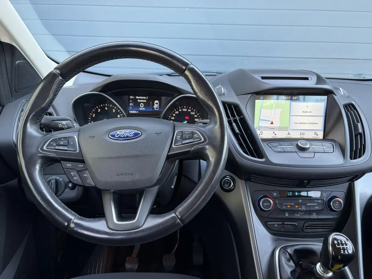 1.5 EcoBoost Trend Ultimate ✓2e Eigenaar✓Navi✓Trekhaak✓Carplay✓Clima✓Cruise✓Lm velgen✓Pdc✓120pk✓6 Bak✓N.A.P✓Apk tot 10-2027