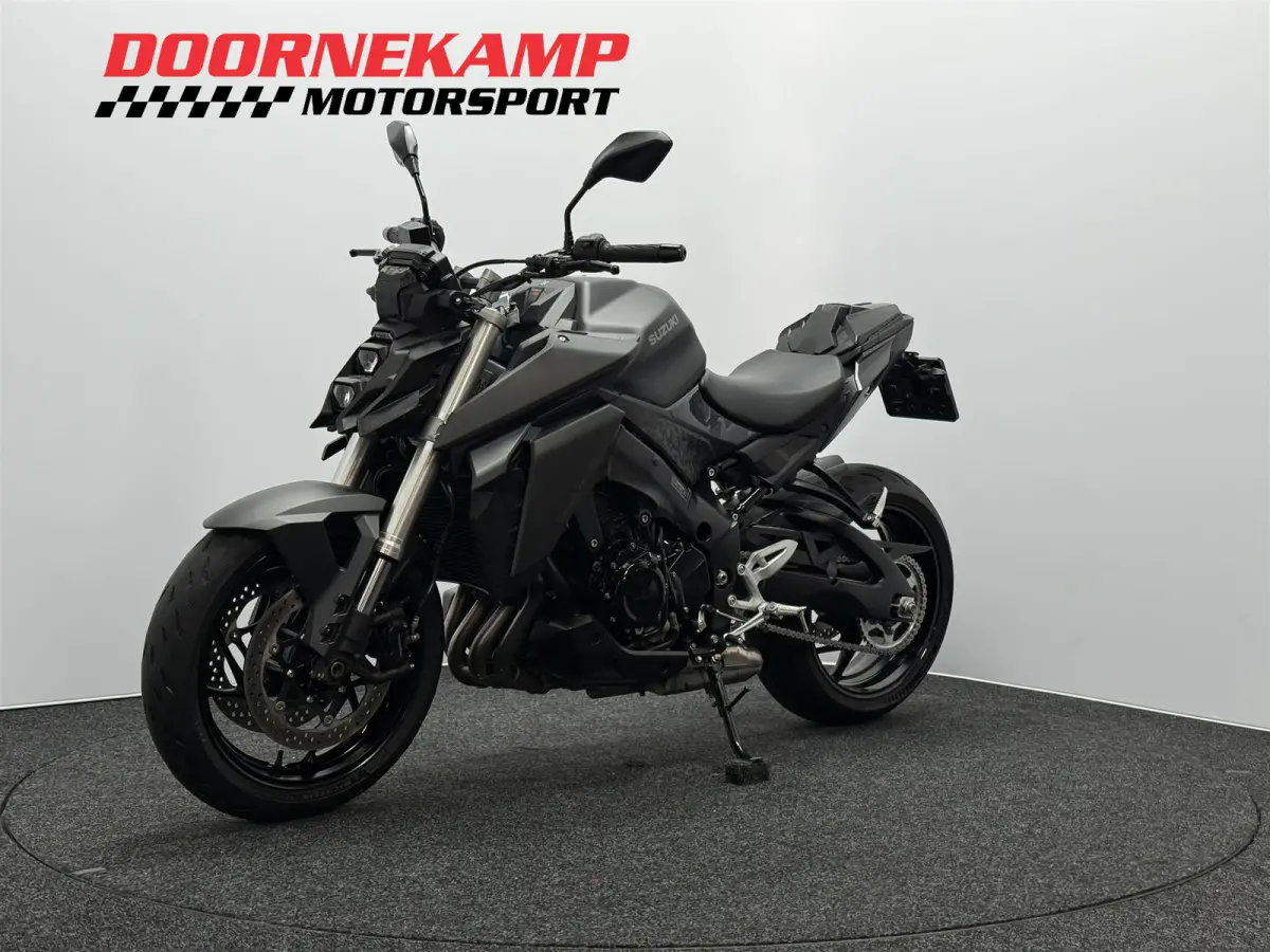 GSX-S 950