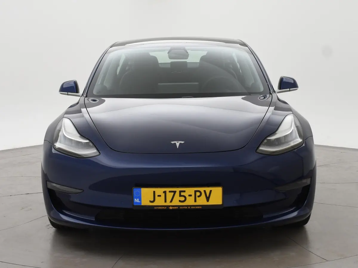 LONG RANGE AWD 75 kWh + TREKHAAK AFNEEMBAAR | PANORAMA | ZWART LEDER | STOELVERW. V+A