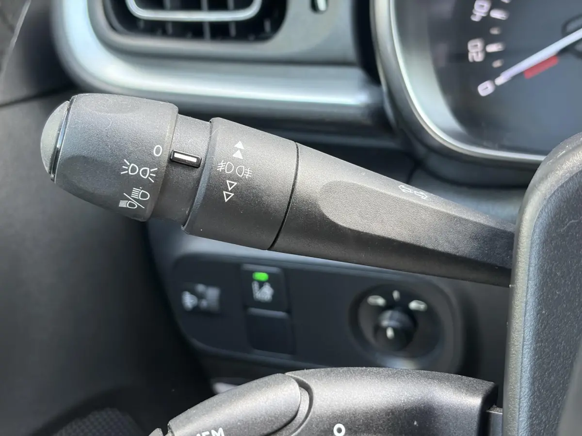 1.2 PureTech Feel ✓2e Eigenaar✓Navi✓Carplay✓Clima✓Cruise✓Lm velgen✓Rijstrooksensor✓Pdc✓N.A.P✓Apk tot 05-2027
