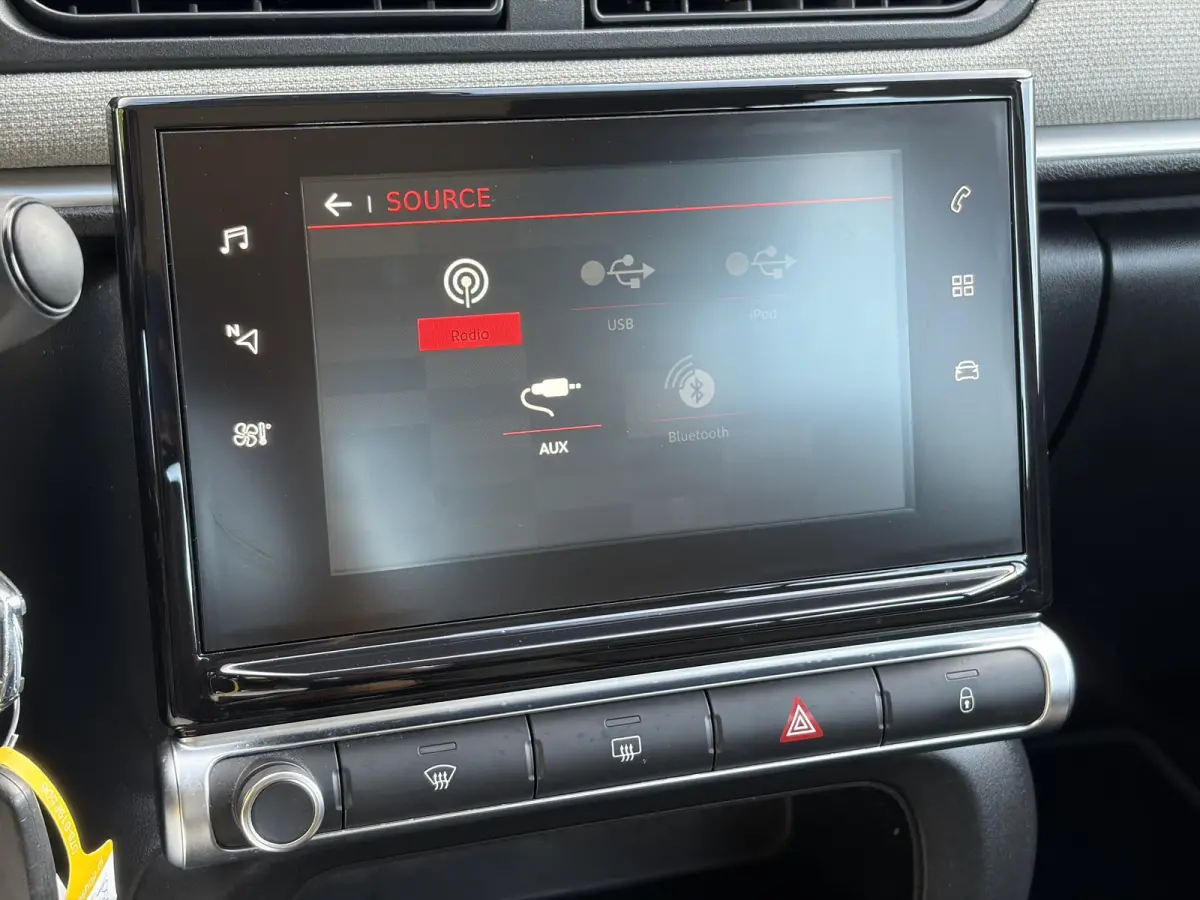 1.2 PureTech Feel ✓2e Eigenaar✓Navi✓Carplay✓Clima✓Cruise✓Lm velgen✓Rijstrooksensor✓Pdc✓N.A.P✓Apk tot 05-2027