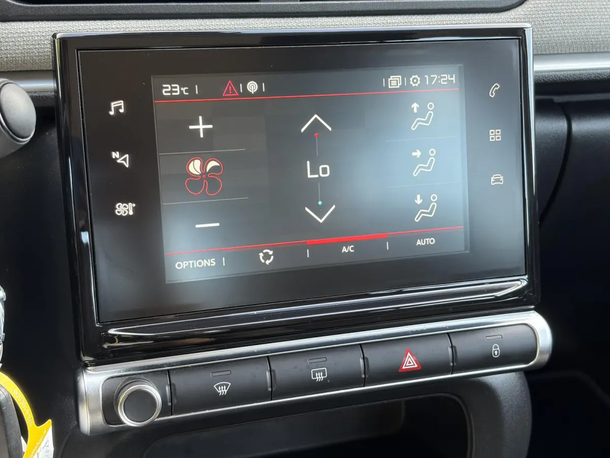 1.2 PureTech Feel ✓2e Eigenaar✓Navi✓Carplay✓Clima✓Cruise✓Lm velgen✓Rijstrooksensor✓Pdc✓N.A.P✓Apk tot 05-2027