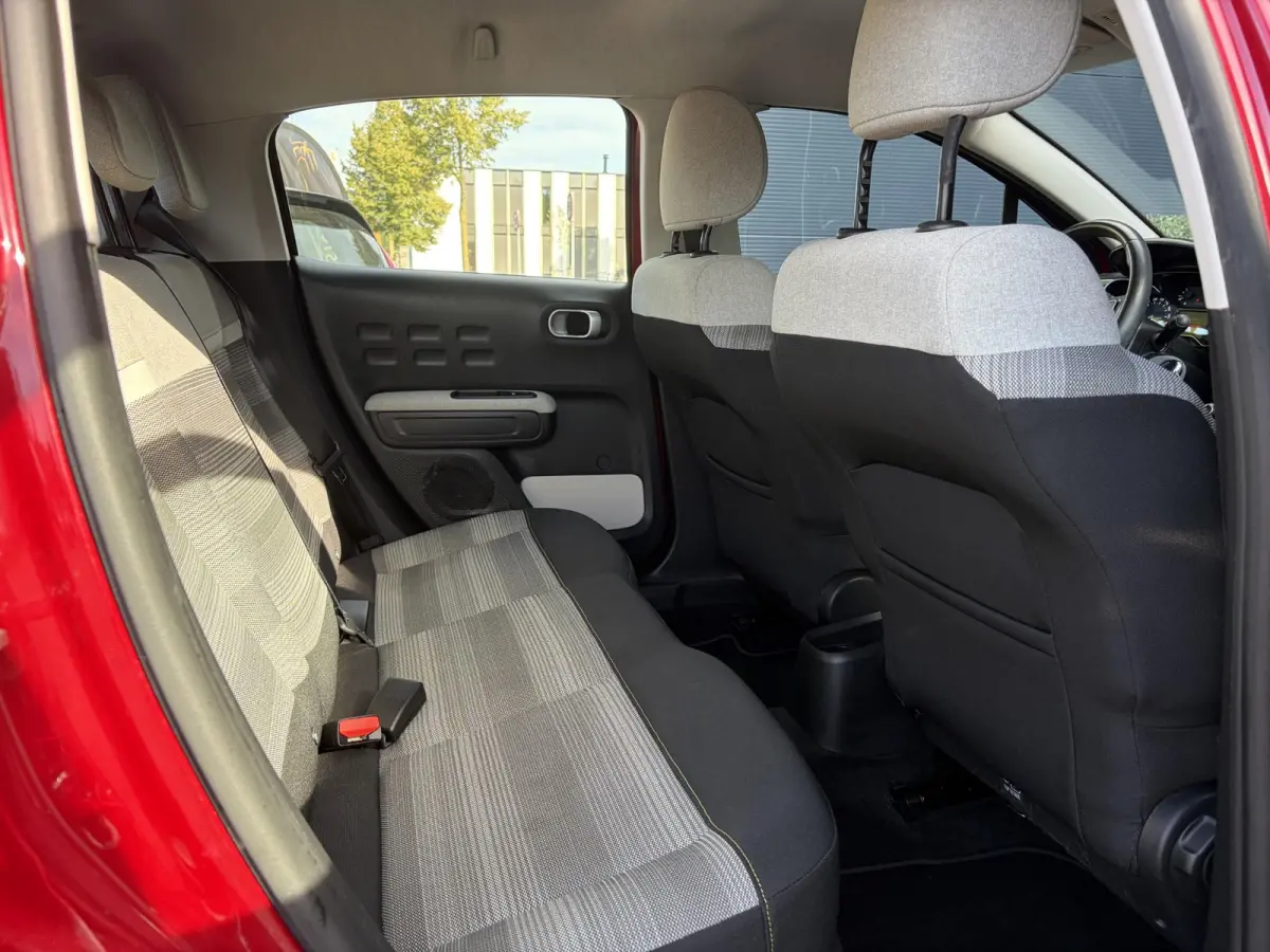 1.2 PureTech Feel ✓2e Eigenaar✓Navi✓Carplay✓Clima✓Cruise✓Lm velgen✓Rijstrooksensor✓Pdc✓N.A.P✓Apk tot 05-2027