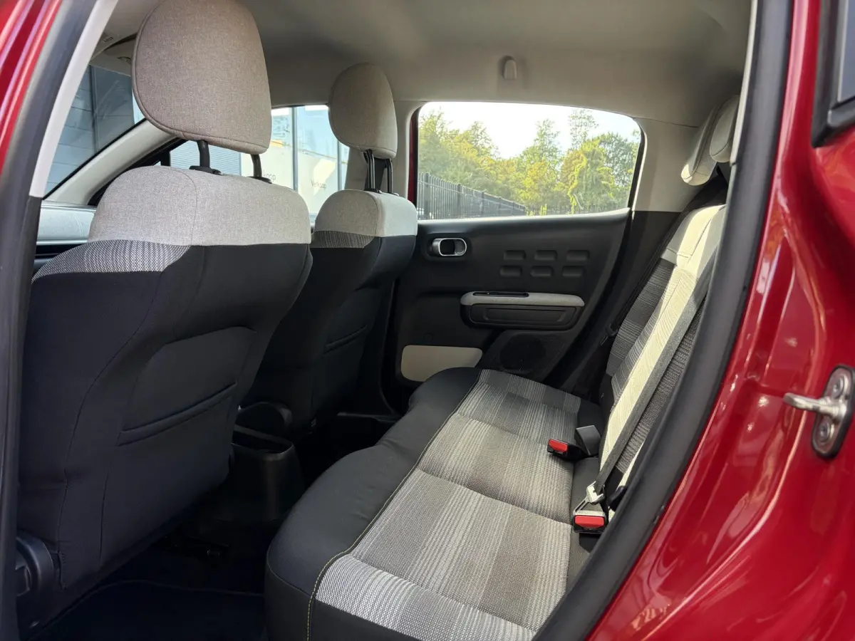 1.2 PureTech Feel ✓2e Eigenaar✓Navi✓Carplay✓Clima✓Cruise✓Lm velgen✓Rijstrooksensor✓Pdc✓N.A.P✓Apk tot 05-2027