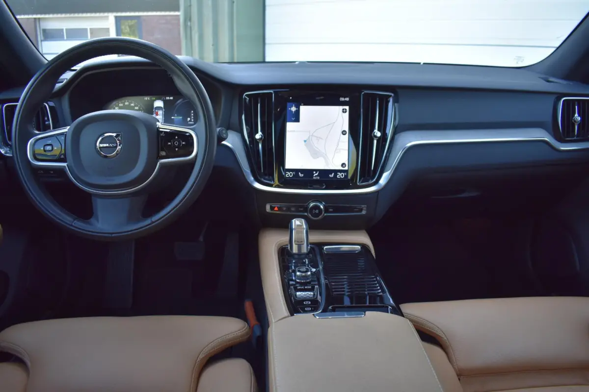 2.0 T8 Twin Engine AWD Inscription | Leder | Pano | Winterpakket |