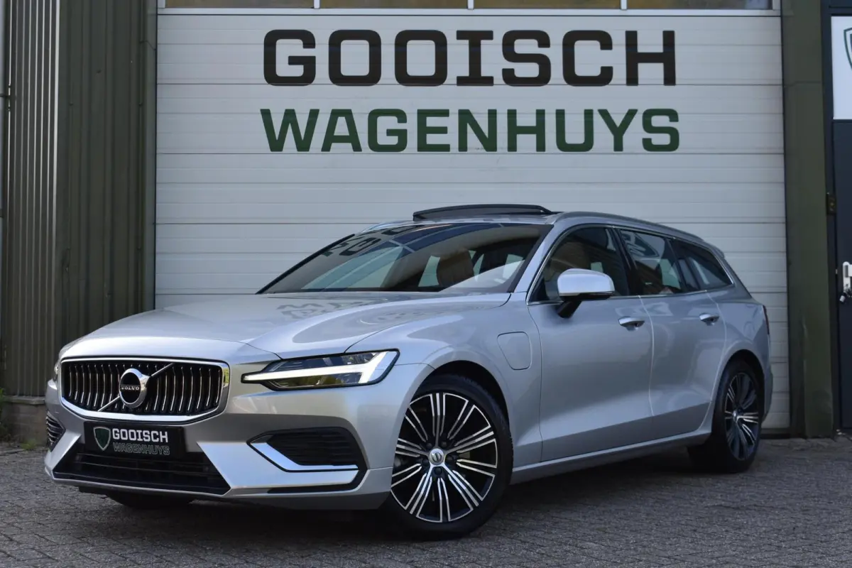 2.0 T8 Twin Engine AWD Inscription | Leder | Pano | Winterpakket |