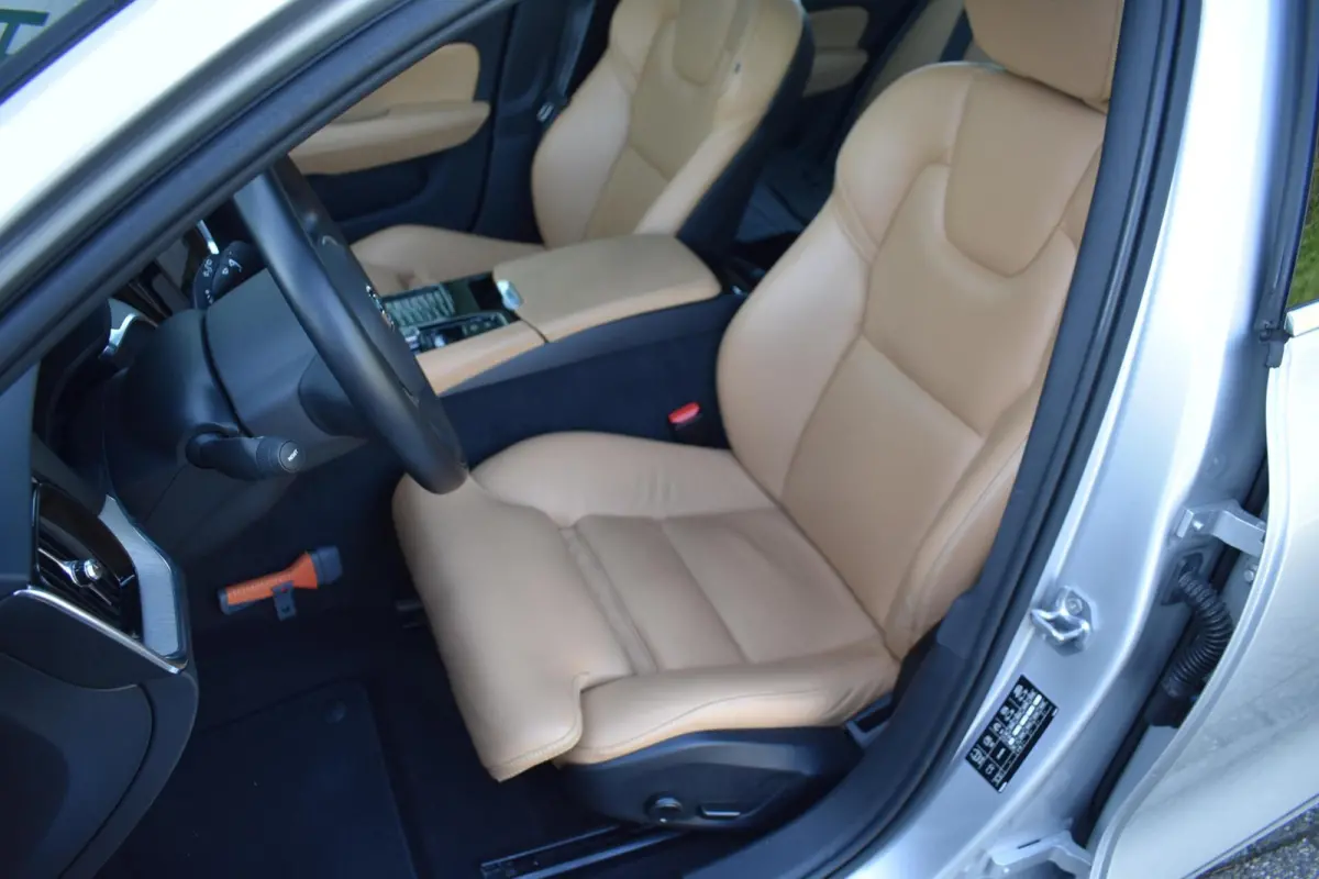 2.0 T8 Twin Engine AWD Inscription | Leder | Pano | Winterpakket |