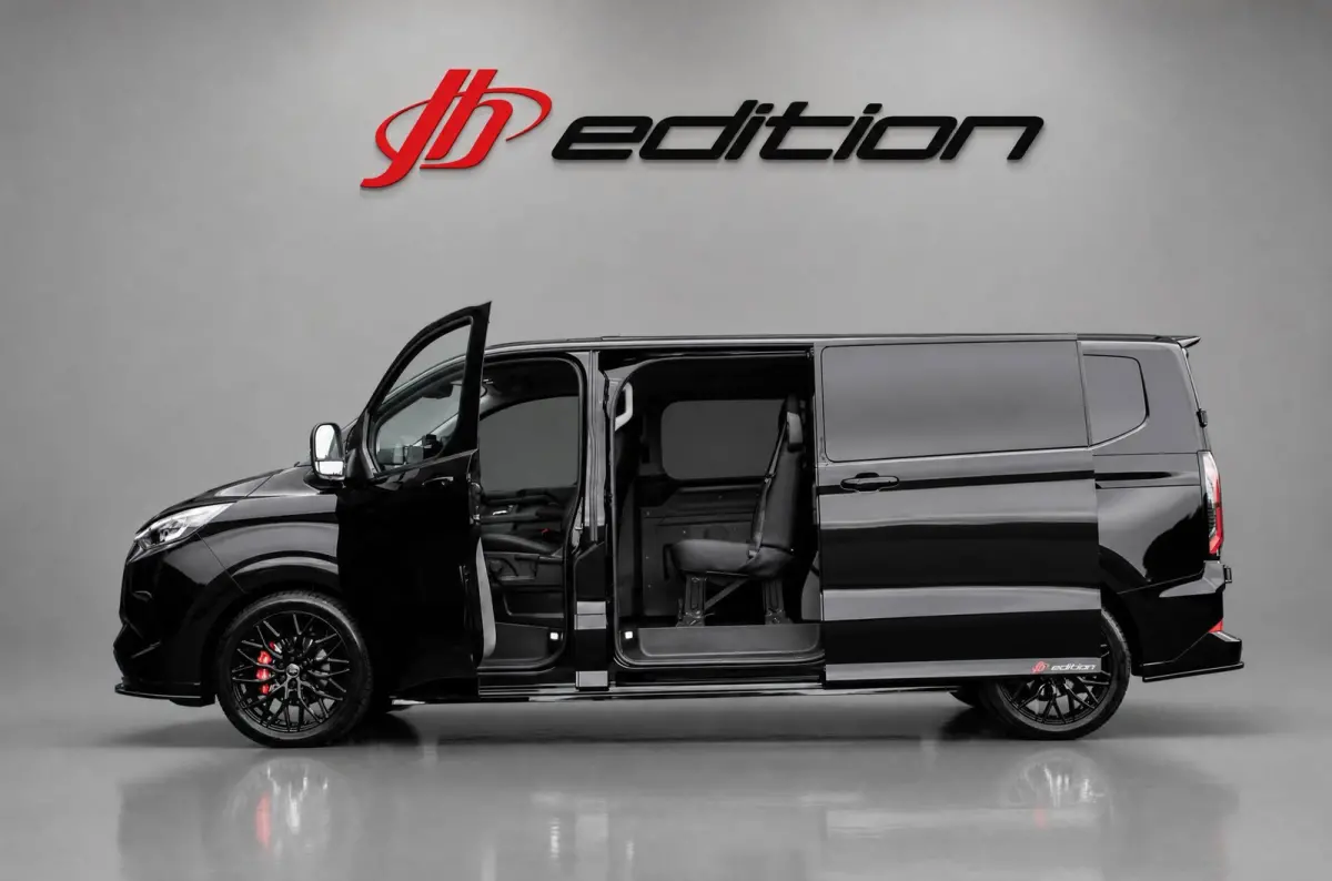 320 L2H1 Limited 71 kWh DC DUBBEL CABINE / JB- EDITON / CAMERA / 370KM RANGE / APPLE CARPLAY DRIVERS- PACK