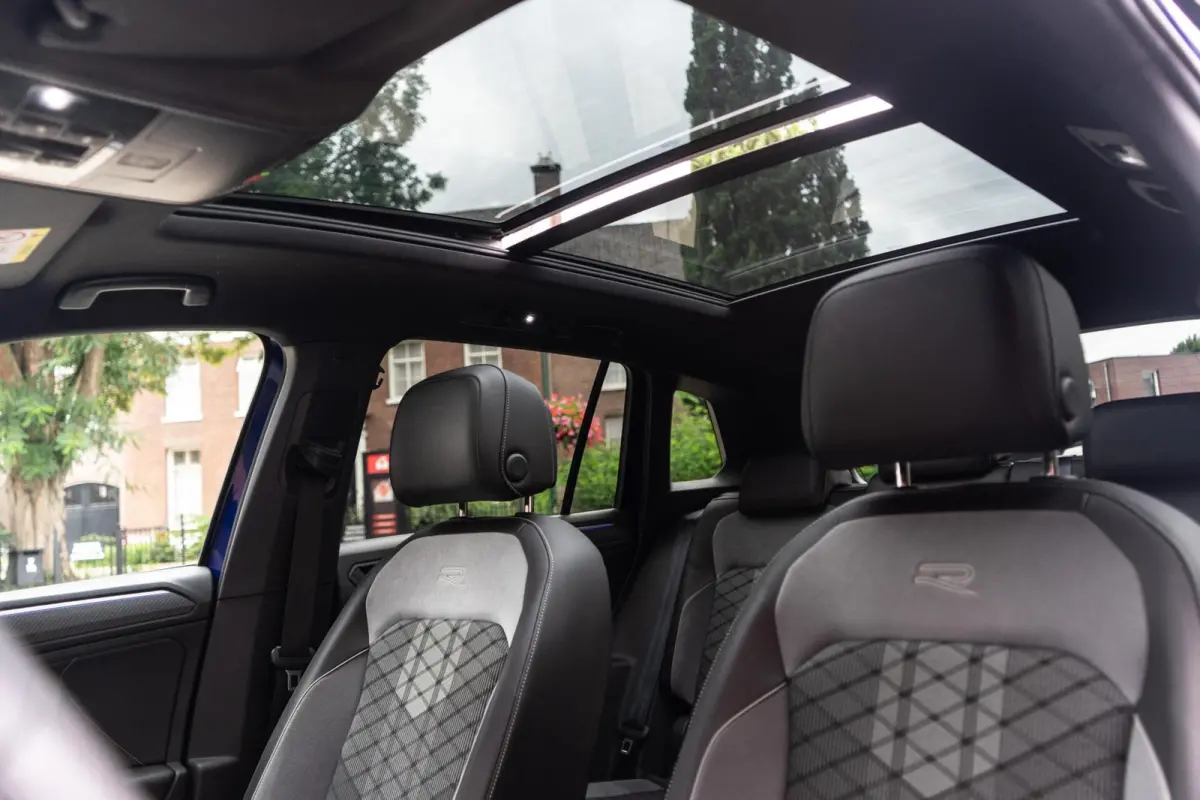 1.5 TSI R-Line Pano / Trekhaak / Camera