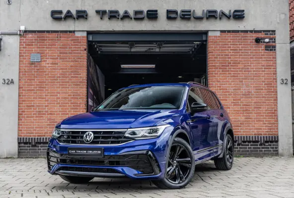 1.5 TSI R-Line Pano / Trekhaak / Camera