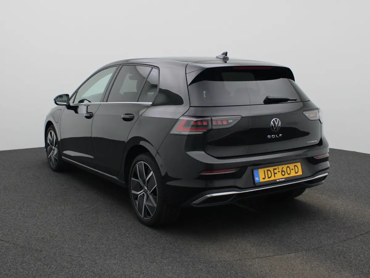 1.5 eHybrid Style Edition 204 PK| Origineel Nederlands | 1e Eigenaar | Navigatie | LED Matrix | Stoelverwarming | Stuurwielverwarming | Achteruitrijcamera