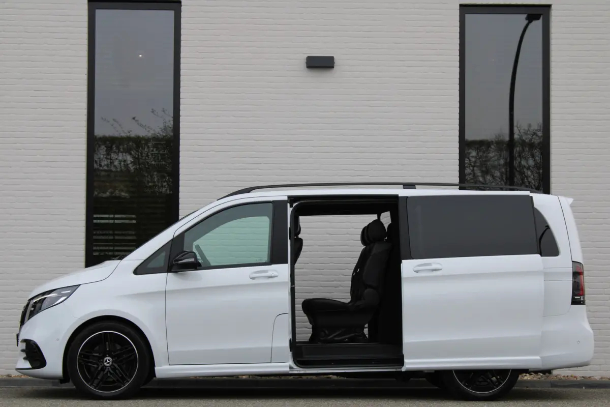250d / DC / AMG / 2x Elec Schuifdeur / Camera / Vol Opties / NIEUWSTAAT