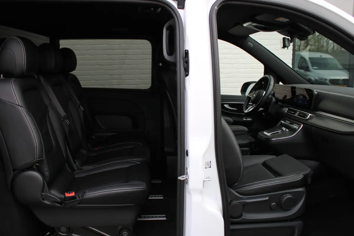 250d / DC / AMG / 2x Elec Schuifdeur / Camera / Vol Opties / NIEUWSTAAT