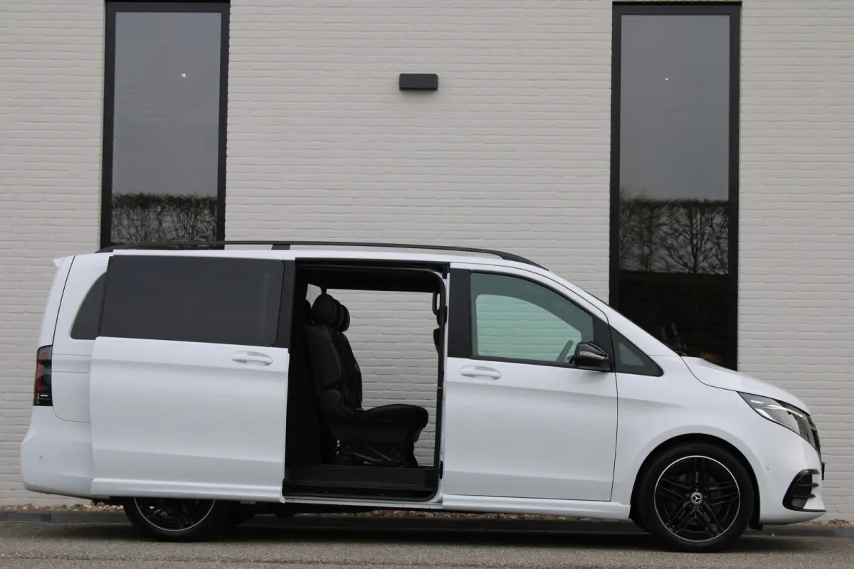 250d / DC / AMG / 2x Elec Schuifdeur / Camera / Vol Opties / NIEUWSTAAT