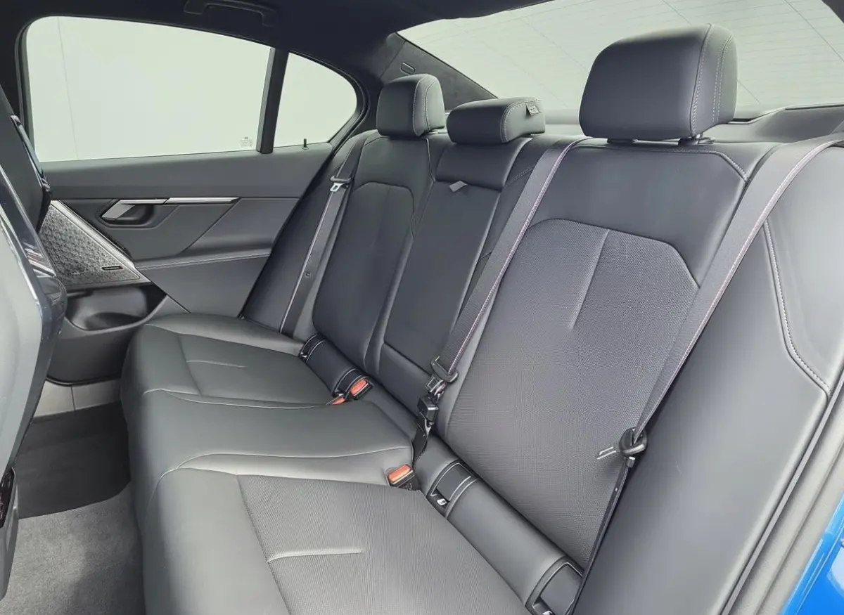 M5 | Keramisch | Full PPF | NAP | Carbon exterieur | Santorini Blue