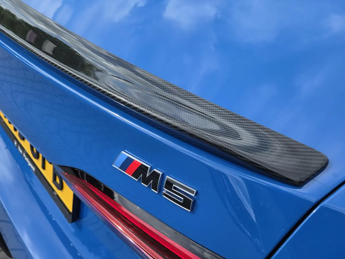 M5 | Keramisch | Full PPF | NAP | Carbon exterieur | Santorini Blue