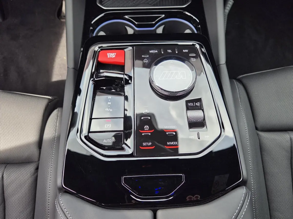M5 | Keramisch | Full PPF | NAP | Carbon exterieur | Santorini Blue