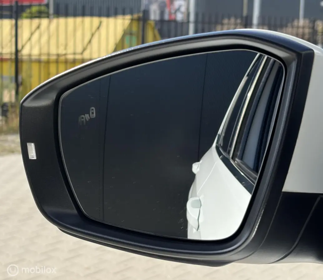 1.0 TSI Style|LED|KEYLESS|AUTOMAAT|NAP|