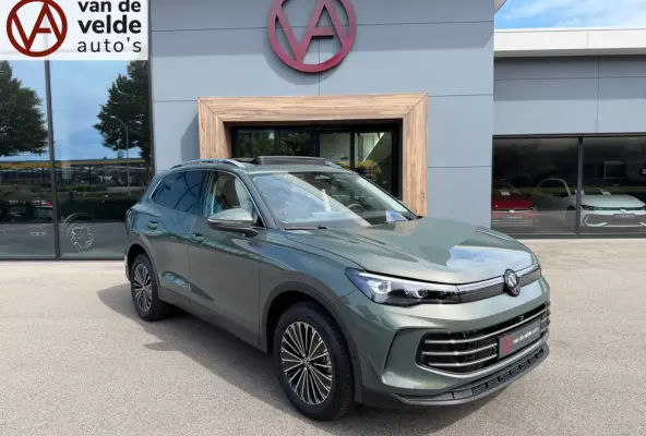1.5 eHybrid Elegance 204pk | Trekhaak | 360 Camera | Panoramadak | Dode hoek | Elek. klep | incl. verlengde garantie