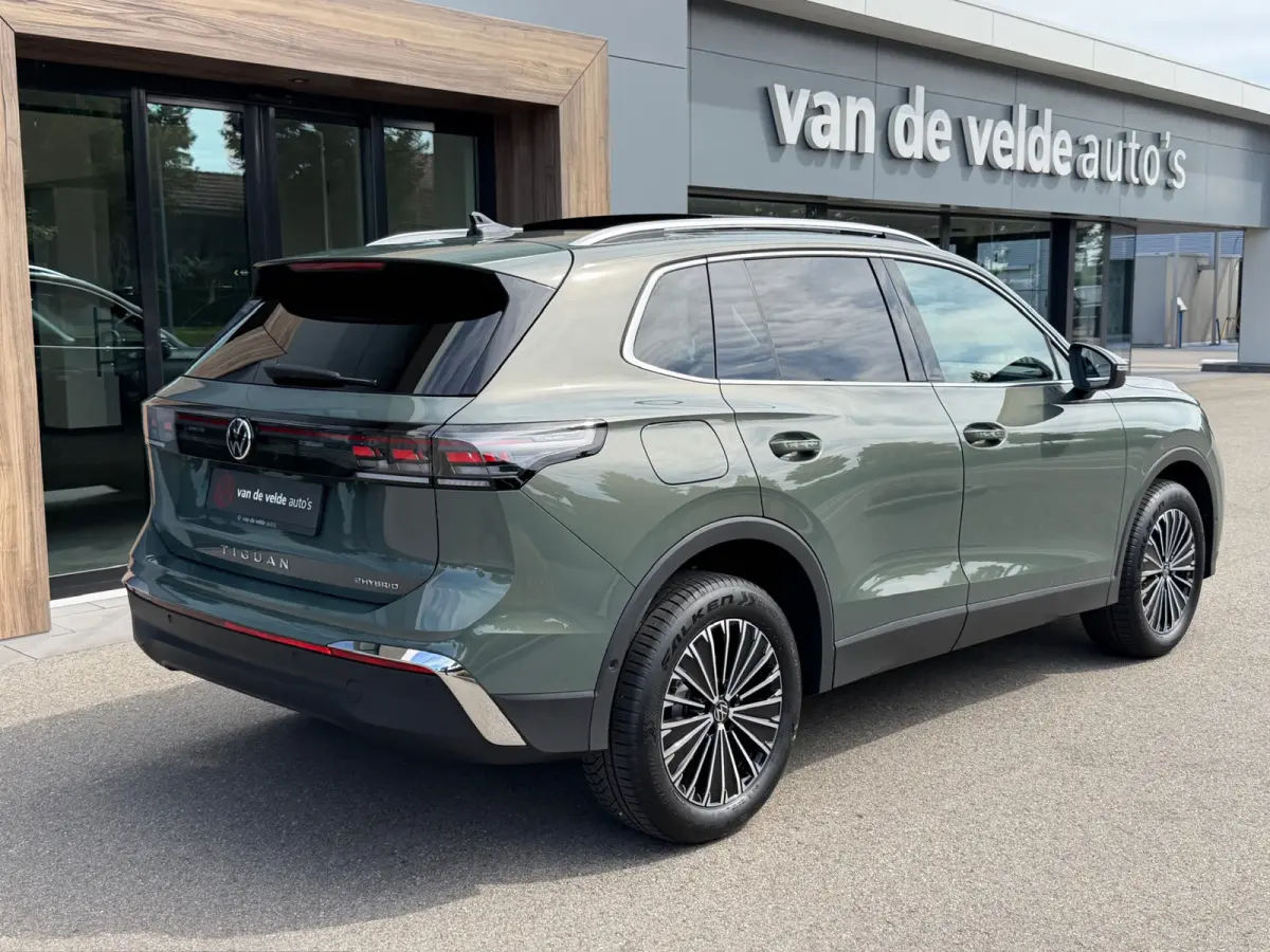 1.5 eHybrid Elegance 204pk | Trekhaak | 360 Camera | Panoramadak | Dode hoek | Elek. klep | incl. verlengde garantie