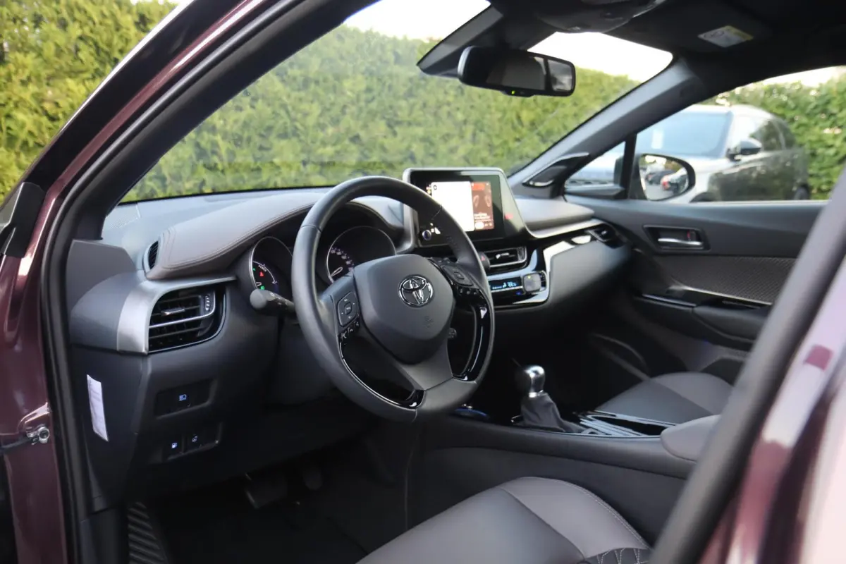 1.8 HYBRID EXECUTIVE 🚗 | 21.017 KM | JBL 🎵 | CARPLAY 📱 | CAMERA 📸 | BLIND SPOT | KEYLESS | 1E EIG. | GARANTIE 2032 ⭐