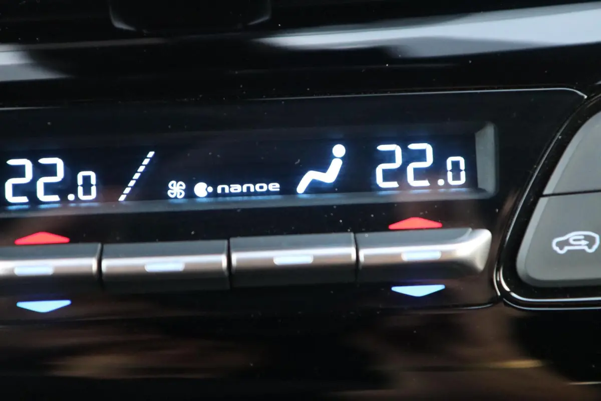 1.8 HYBRID EXECUTIVE 🚗 | 21.017 KM | JBL 🎵 | CARPLAY 📱 | CAMERA 📸 | BLIND SPOT | KEYLESS | 1E EIG. | GARANTIE 2032 ⭐