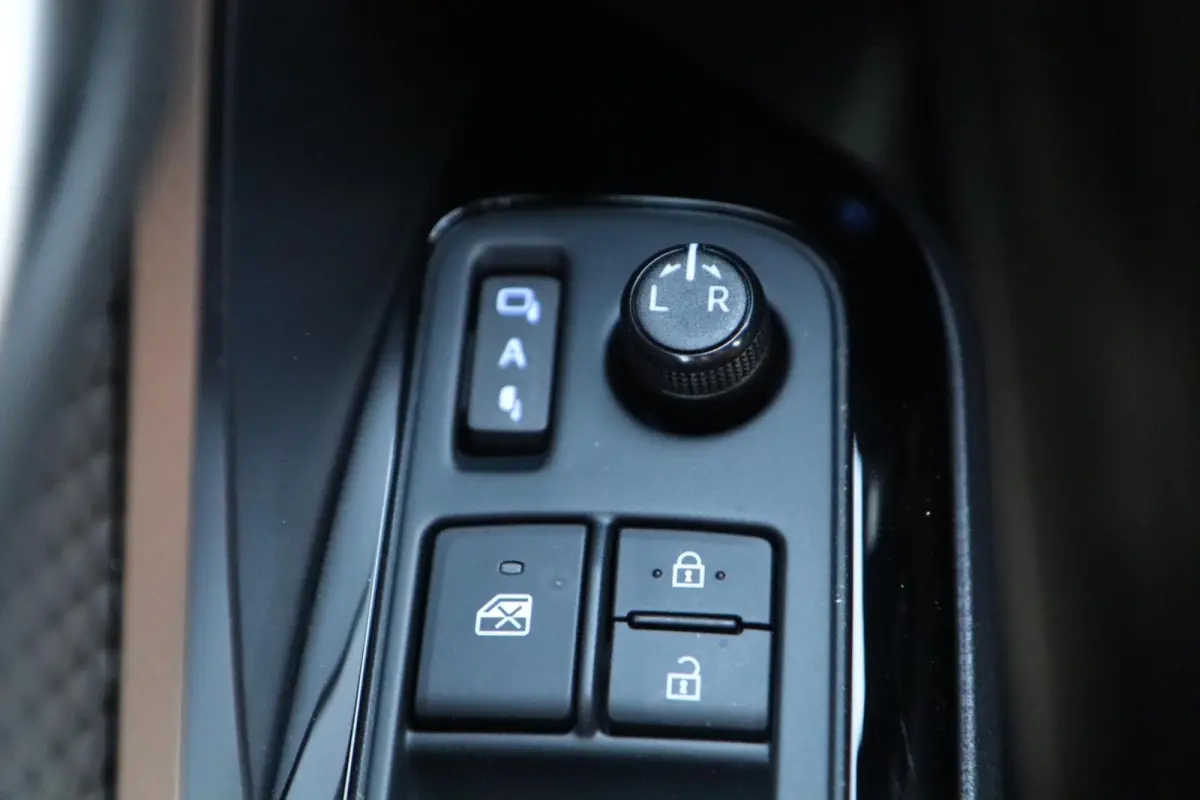1.8 HYBRID EXECUTIVE 🚗 | 21.017 KM | JBL 🎵 | CARPLAY 📱 | CAMERA 📸 | BLIND SPOT | KEYLESS | 1E EIG. | GARANTIE 2032 ⭐