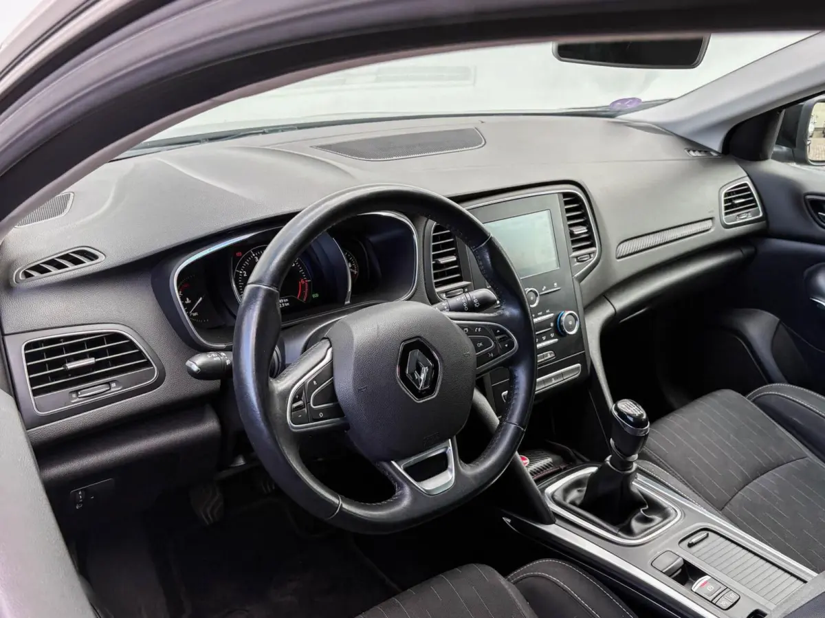 1.3 116pk TCe Limited | Airco | Carplay | Privacy glass | Trekhaak