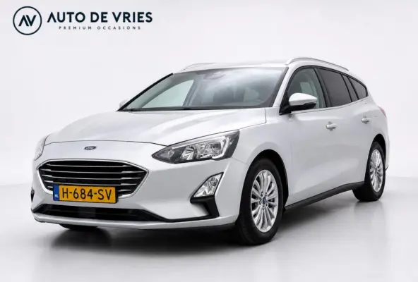 1.0 125pk EcoBoost Automaat Titanium Business Automaat | Carplay | Winterpakket | Privacy glass