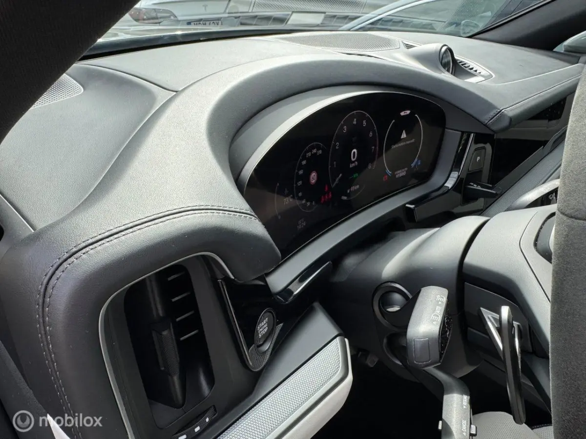 3.0 E-Hybrid, pano, luchtv., trekhaak, BOSE