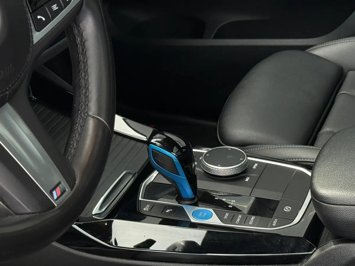 Executive M-SPORT 80 kWh 98% SOH LCI FACELIFT