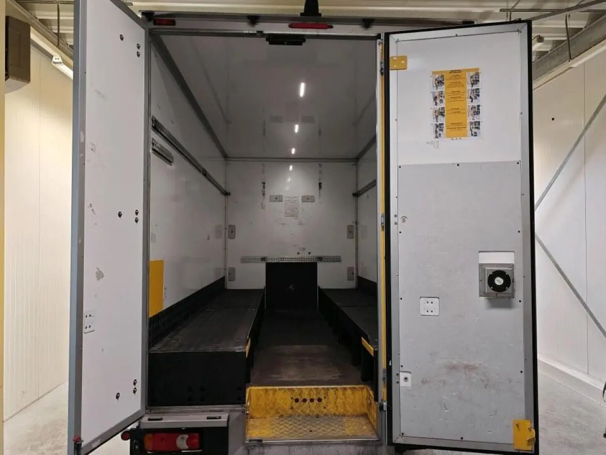 2.3 dCi 150 BAKWAGEN MEUBELBAK LOWLINER