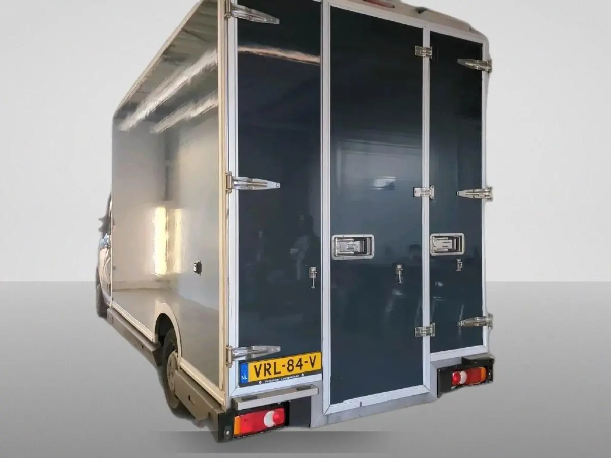 2.3 dCi 150 BAKWAGEN MEUBELBAK LOWLINER