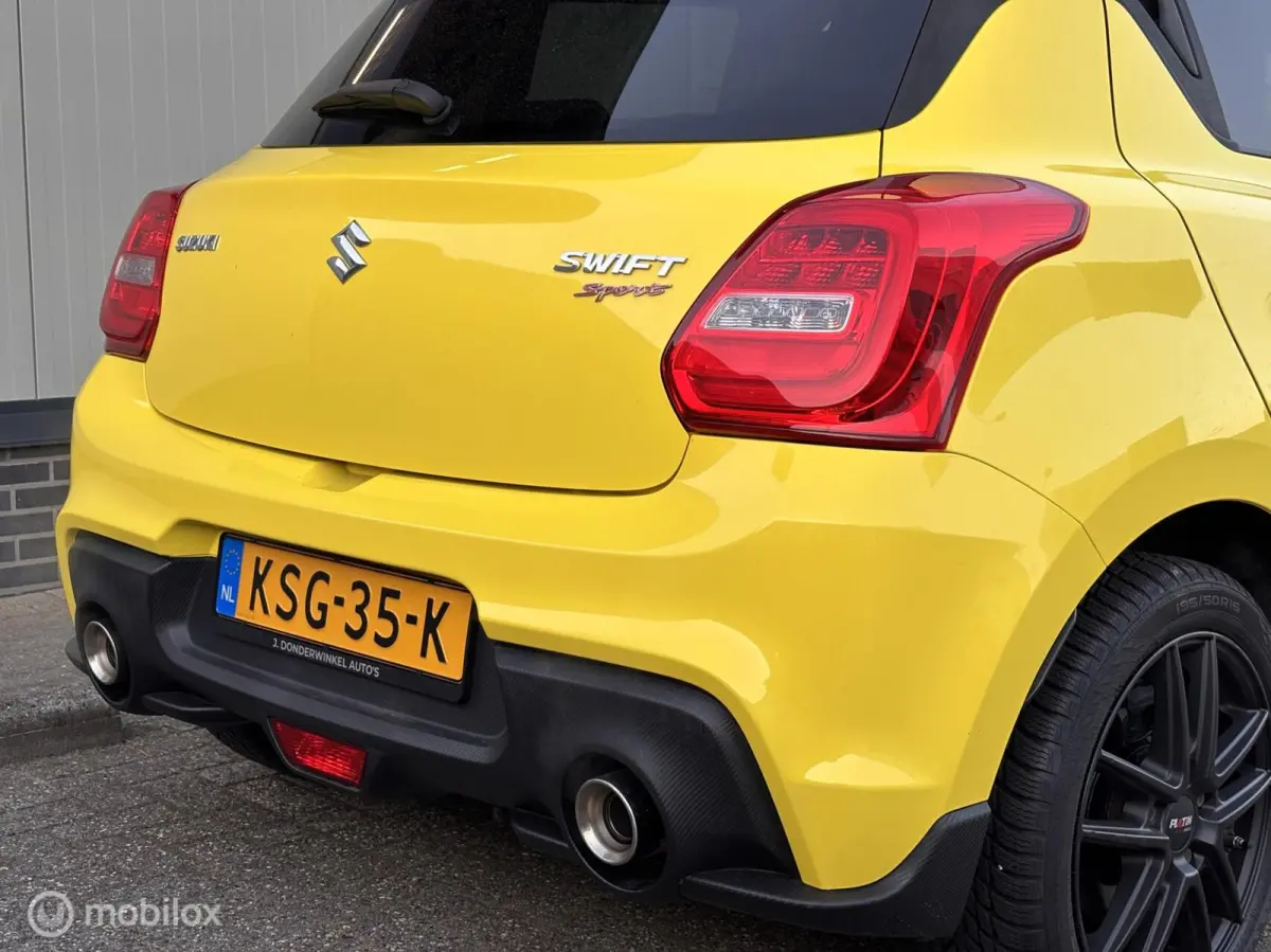 1.4 Sport 140PK CHAMPION YELLOW EDITION camera