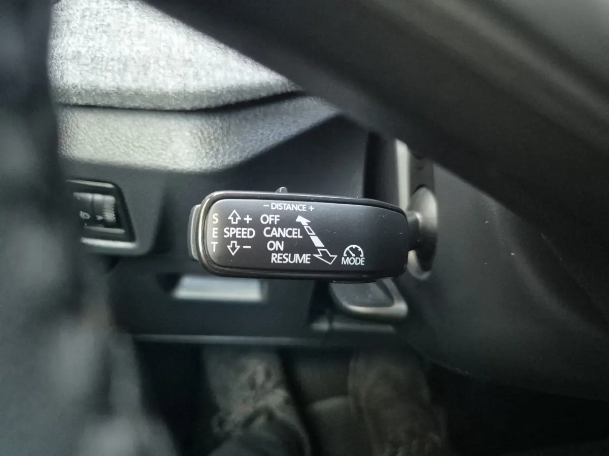 1.5 TSI ACT Business Edition,Cruisecontrol,Nav/Camera/Carplay,Stoel/Stuurverwarming,parkcontrol,