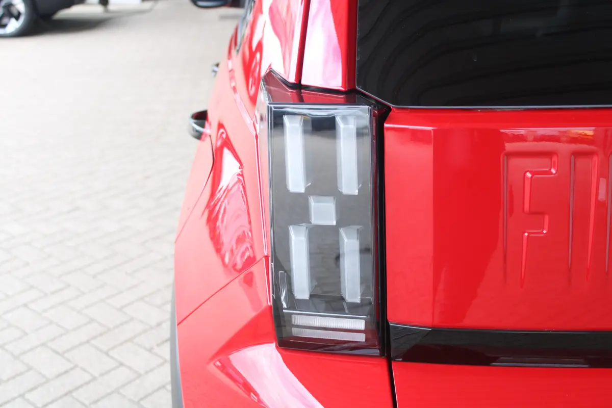 1.2 Hybrid ICON | Achterbank in delen neerklapbaar | Achterbank neerklapbaar | Achterspoiler