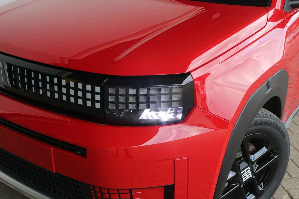 1.2 Hybrid ICON | Achterbank in delen neerklapbaar | Achterbank neerklapbaar | Achterspoiler