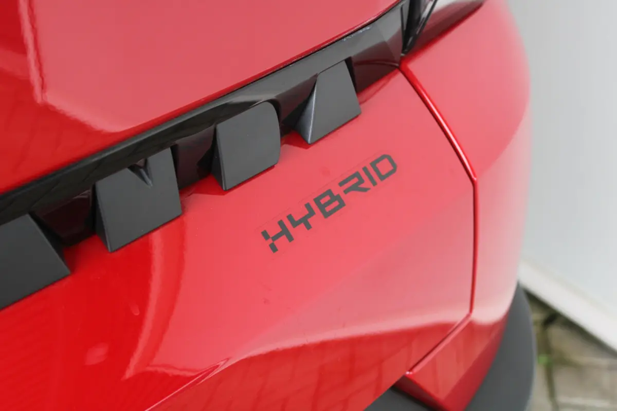 1.2 Hybrid ICON | Achterbank in delen neerklapbaar | Achterbank neerklapbaar | Achterspoiler